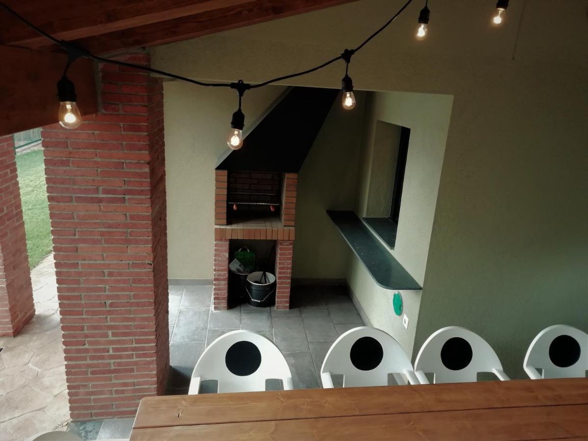 El Balco D'Espinelves Villa Bagian luar foto